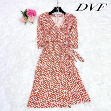 美品 ダイアンフォンファステンバーグ 総柄 七分袖 ラップワンピース セレブ