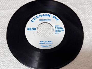 DRAMATIC INC MILLIONAIRE 7�C���` ���R�[�h DON'T BE CRUEL / FADE AWAY