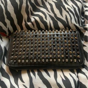 �N���X�`�������u�^���@���E���h�t�@�X�i�[�����z