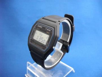 CASIO Collection STANDARD�J�V�I�r���vF84W