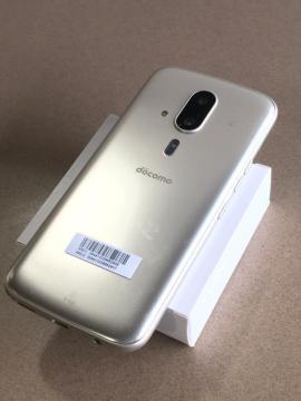 F-53E �炭�炭�X�}�[�g�t�H�� docomo �S�[���h �V�i���l �g�ѓd�b �{�̂̂�