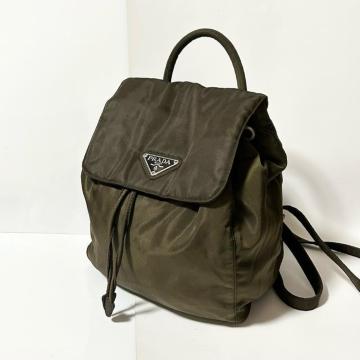 PRADA �v���_ �i�C���� �����b�N �T�b�N �o�b�N�p�b�N �u���E�� �V���o�[���� ���B���e�[�W �O�p���S�v���[�g