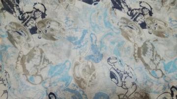 �f�B�Y�j�[�A���X���唻�X�g�[�����T�b�N�X/�l�C�r�[/�O���[�n�����g�p����