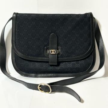 GUCCI �O�b�` GG�L�����o�X 261 ���U�[ �V�����_�[�o�b�O �u���b�N �S�[���h����