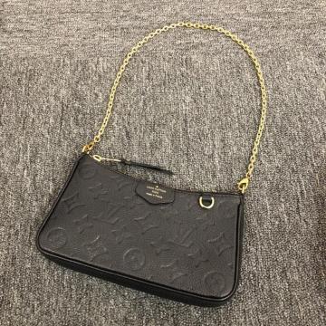  LOUIS VUITTON CBg C[W[|[`