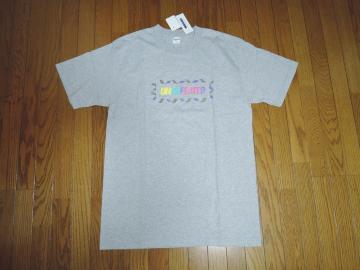 Vi UNDEFEATED AfBtB[ebh TVc S D Of[V LOGOS OUTLINE S/S TEE