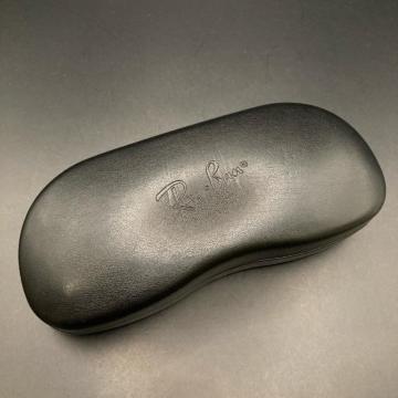 ���� Ray-Ban ���C�o�� �T���O���X�P�[�X�̂�