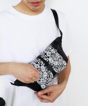 FACETASM/t@Zb^Y~GS|bN FUNNY BAG {fBobO