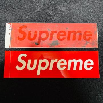 Supreme �X�e�b�J�[�Z�b�g