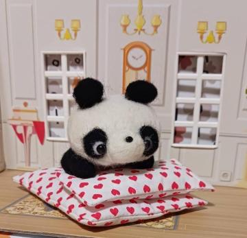 p_̂ʂ݂ƃn[g͗l̕zcZbgB r