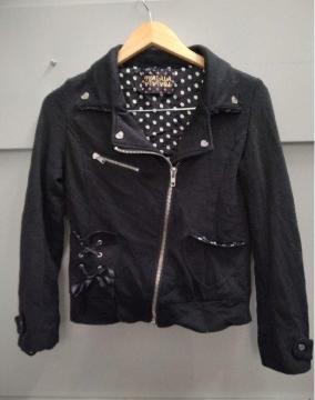 TRALALA�����C�_�[�X�W���P�b�g