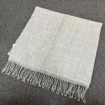 ���� UNIQLO ���j�N�� �q�[�g�e�b�N�}�t���[