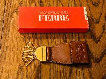 gianfranco ferre WtRtF@L[z_[@L[P[X@U[@{v@t@C^A
