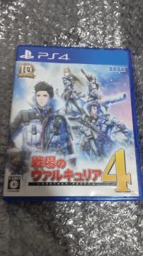 PS4 ���̃��@���L�����A4