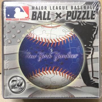 ܂̂ ̃pY BALL x PUZZLE NEW YORK YANKEES