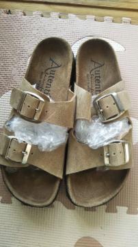 AUTENTI �I�[�e���e�B �R���t�H�[�g�T���_�� �T���h�x�[�W�� 37(23.0�`23.5) �{�v �X�y�C�������U�[�T���_��