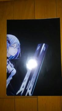 BEATLESS&_[ECEUEtLX@ʃ|X^[