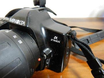~m^ MINOLTA a3700i ჌t J 얢mF WNi