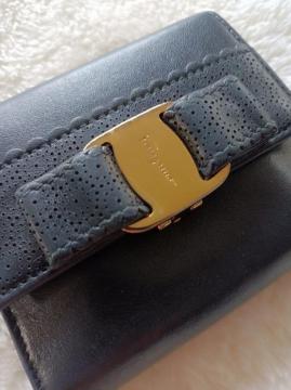 FerragamoBO܂zfGiJ[hR[֗tFK
