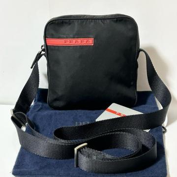 PRADA �v���_ �X�|�[�c ���S�^���� �i�C���� �V�����_�[�o�b�O �N���X�{�f�B ���|�� �u���b�N