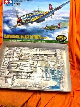 �^�~��1/72�����{���R�O���퓬�@�@�򉍁@�V���o�[���b�L�o�[�W�������ܖ��J���V�i�I