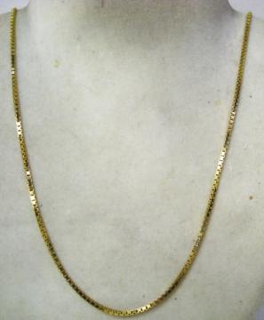 �ɔ��i 750 18�� �l�b�N���X �x�l�`�A�� 60cm