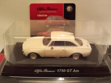 京商 1/64 アルファロメオ3 1750 GT Am 白