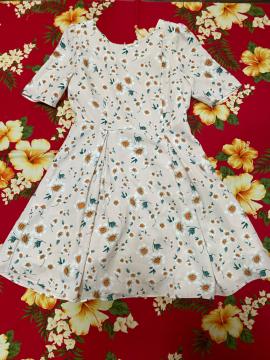 dazzlin☆上品☆ベージュ花柄ワンピース☆