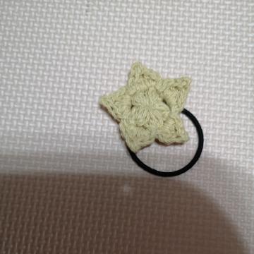 ハンドメイドの髪飾り