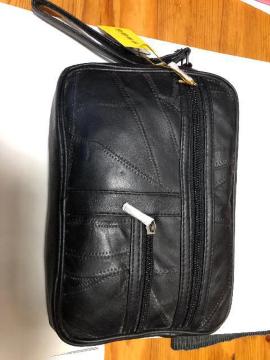 未使用羊革製品ポーチ
