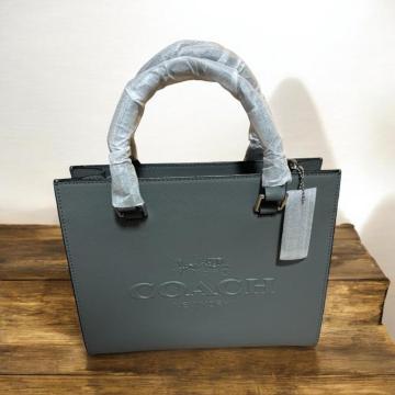 COACH R[`@U[g[g@nhobO  V_[@gp@O[