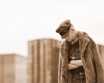 moussy V[g@tFCNt@[R[g@}EW[@t[TCY