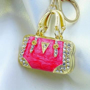 ���ʒ񋟕i490�~��XDPQQ �G���K���g�ȃ��C���X�g�[���t���L�[�`�F�[�� - �S�[���h�g�[�����^���̃n���h�o�b�O�f�U�C���@��