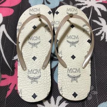 �h�C�c MCM ���B�Z�g�X�� �r�[�`�T���_�� �z���C�g�n 24cm ���i
