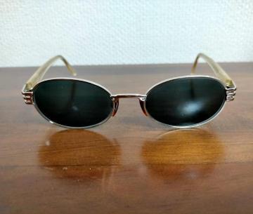 ��oliver �T���O���X ���K�l �x�Ȃ� ���Õi