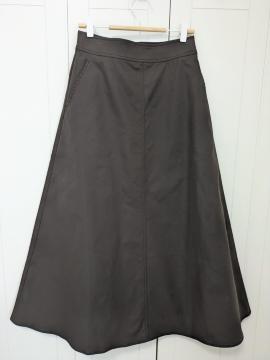 �P�[�r�[�G�t�������O�X�J�[�g���ߗށ�����180�`