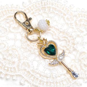 ����Ҳ�ށ��L�[�z���_�[���n�[�g�X�e�b�L���O���[�����󂠂�