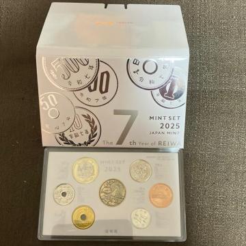 2025 �ߘa7�N�~���g�Z�b�g