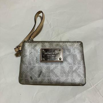 yMICHAEL KORS / }CPR[Xz U[ / |[`E~jobO