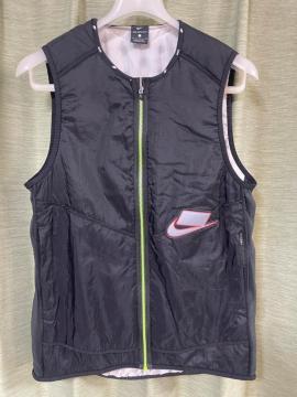NIKE �i�C�L �E�B���h�u���[�J�[ �x�X�g ���C���h���� �G�A���C���[ BV5620-010 �� �T�C�YL �i�C�L NIKE