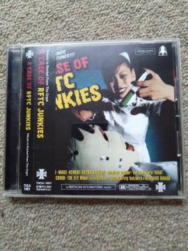 V.A�^case of Rftc junkies ���P�b�g�@�t�����@�U�@�N���b�v�X�@�g���r���[�g