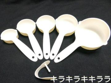 《New》計量スプーン★5個セット(30ml.60ml.80ml.125ml.250ml)が計れて大変便利
