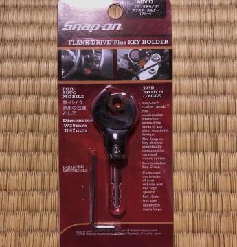 �X�i�b�v�I�� �L�[�z���_�[ �X�p�i�^ �u���b�N