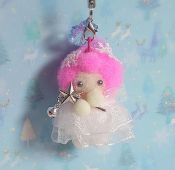 ハンドメイド♪ポンポンマスコット『雪の妖精さん』ピンク