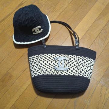 CHANEL�m�x���e�B�o�b�N�ƃn�b�g�̃Z�b�g����E����