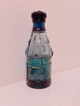 VERSACE ベルサーチ ヴェルサーチ ブルージーンズ EDT 香水 75ml