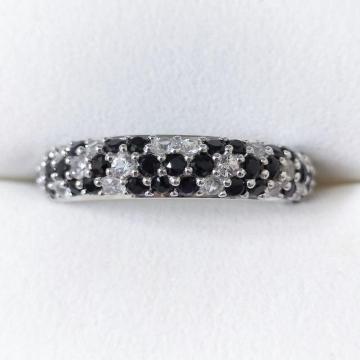 �u���b�N�T�t�@�C�A �p���F �����O K18WG 1.20ct 4.80g