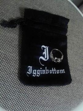 ���u���b�N�X�^�[���C�M���{�g��