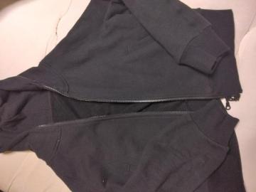 VilINTELLECTIONfGȃp[J[31900~[hC