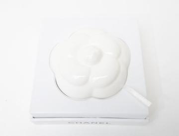 CHANEL シャネル カメリアモチーフ ペーパーウェイト ノベルティ【送料無料】